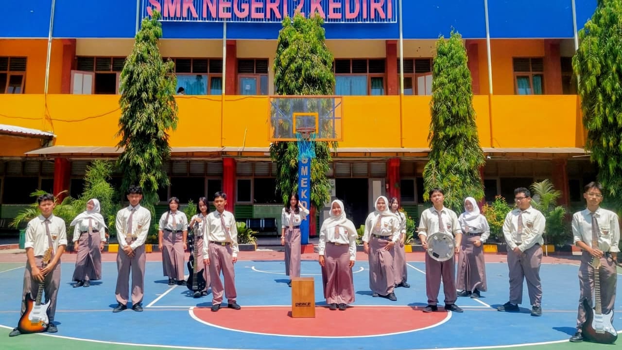 BAND